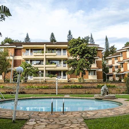 Golf Course Apartments Kampala Kültér fotó
