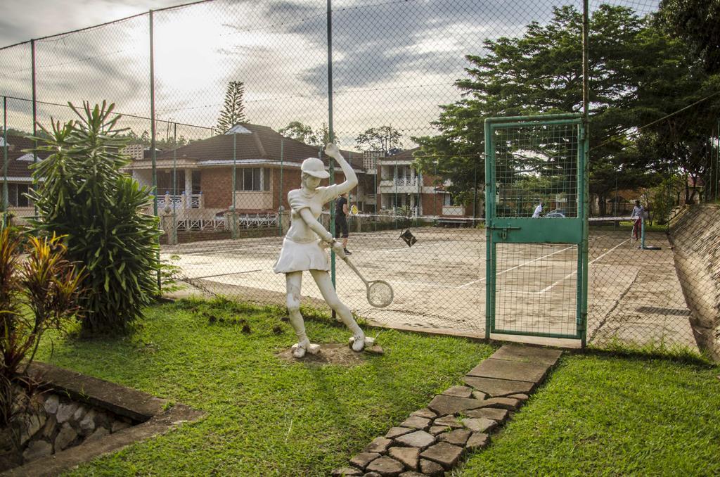 Golf Course Apartments Kampala Kültér fotó