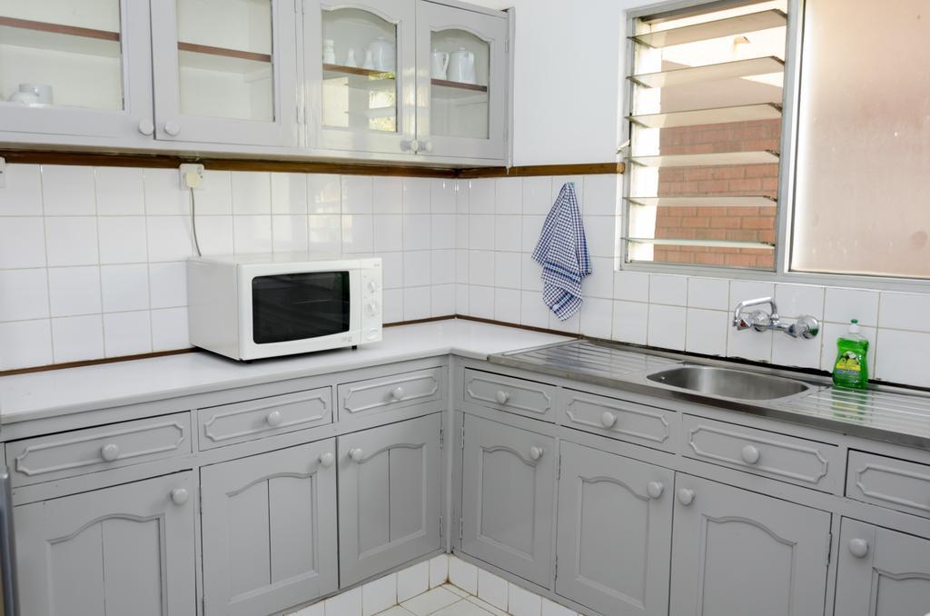 Golf Course Apartments Kampala Kültér fotó